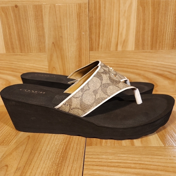 Coach Janice Signature Platform Wedged Sandals Brown Size 9.5 - Picture 6 of 9